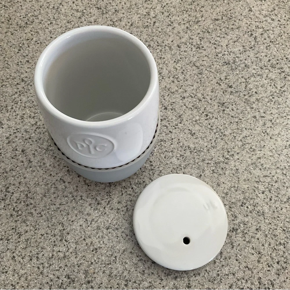 Pampered Chef Ceramic Egg Cooker